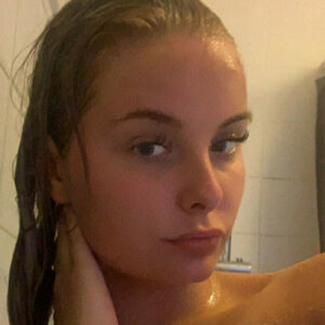 Abbie321 onlyfans leaked tits