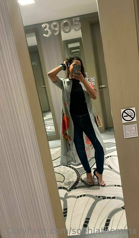 sophiatheminx onlyfans nudes leaks