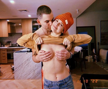 Ali Cobrin onlyfans sextape leak