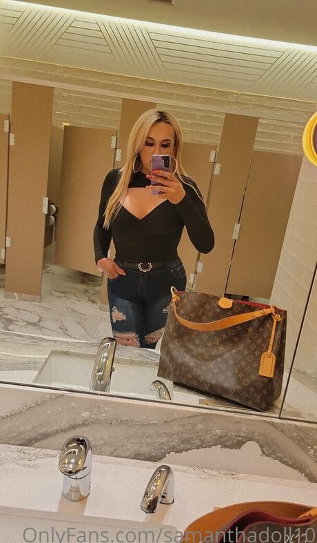 samanthadoll10 onlyfans nudes