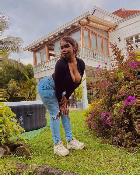 Majo Doll nude leak onlyfans