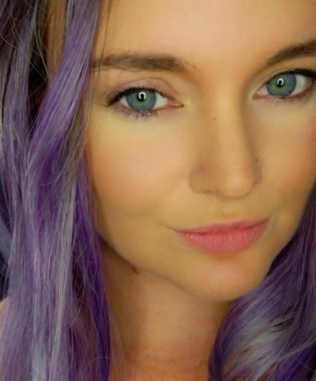 Jennifer Fox Profile image