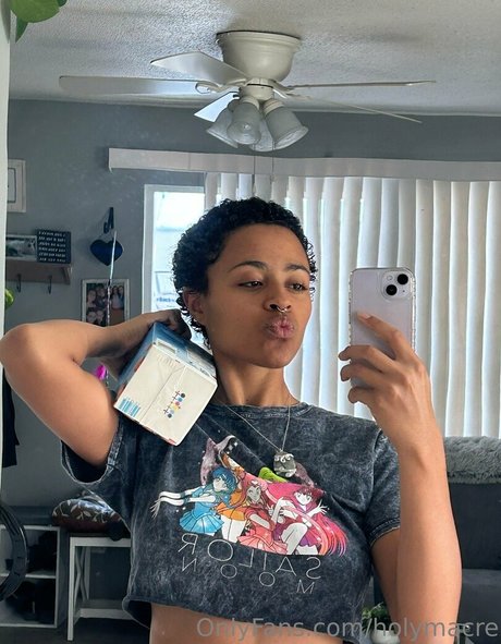 holymacre onlyfans leaks.