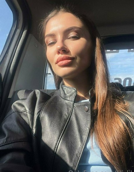 vika ua only fans content