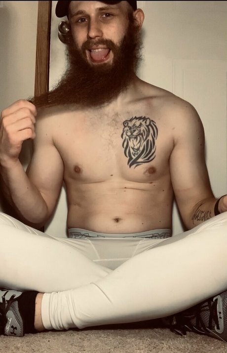 blueballstudios onlyfans desnuda