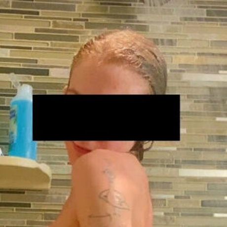 thestonercat naked on onlyfans