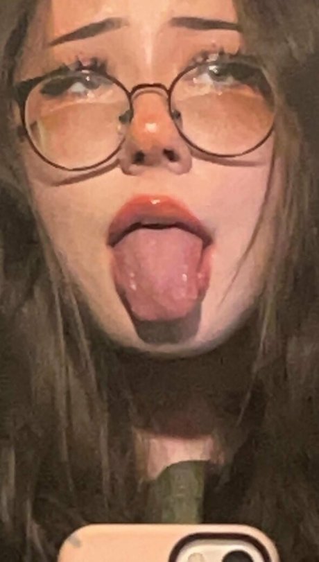 AliciaJade on onlyfans