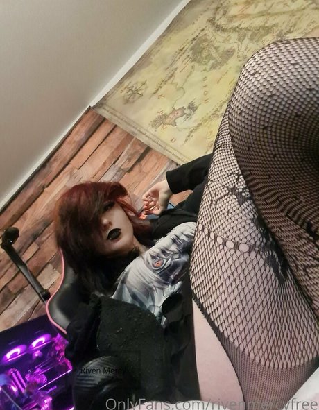rivenmercyfree onlyfans leaked nudes