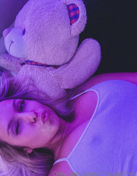 misskelsfree only fans naked