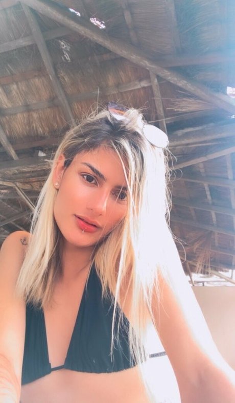 Babi Marchiori desnuda onlyfans