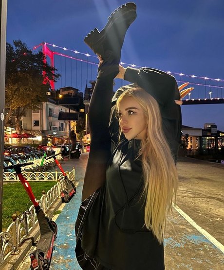 Anna Contortionist only fans nudes