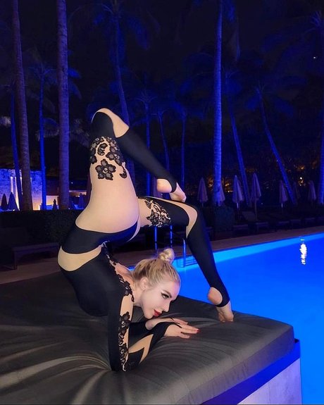 Anna Contortionist onlyfans naked leaked