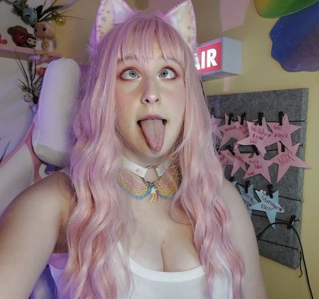 Lucyqueenofchaos onlyfans sex tape