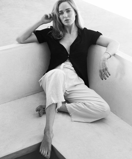 Caity Lotz onlyfans porn