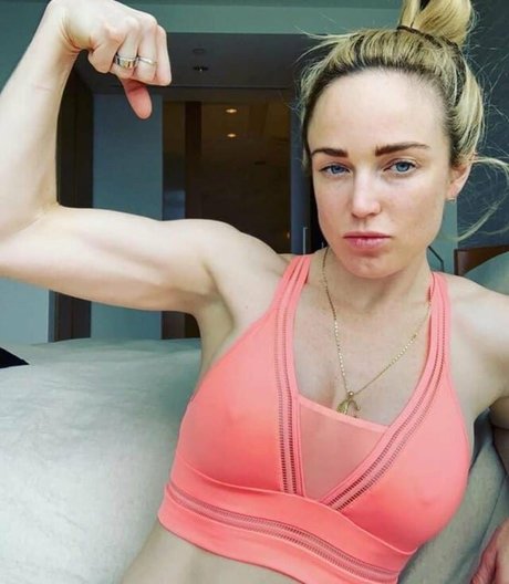 Caity Lotz onlyfans leaked pics