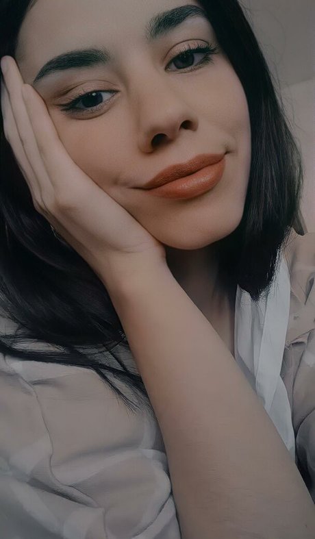 Vera Kaludi only fans leaks