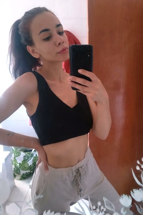 Vera Kaludi onlyfans nude content