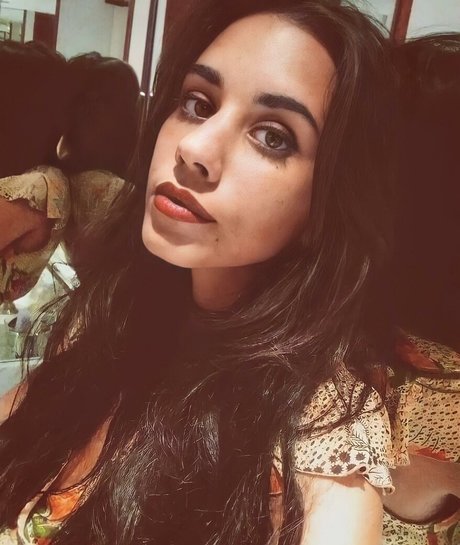 Vera Kaludi onlyfans joi