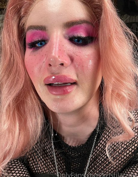 kristilacroix onlyfans strip