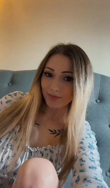 Little Momma onlyfans xxx