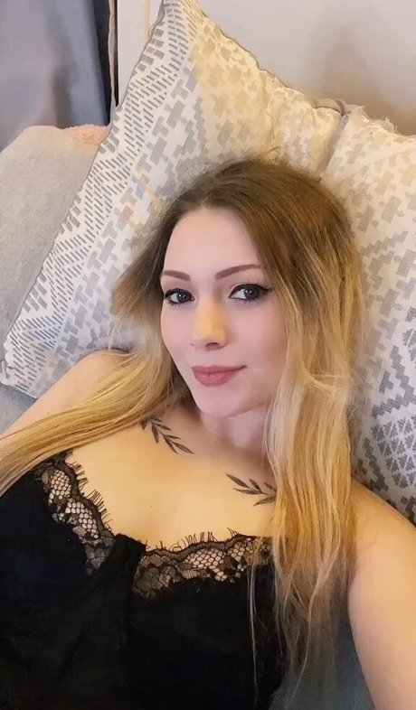 Little Momma boobs onlyfans