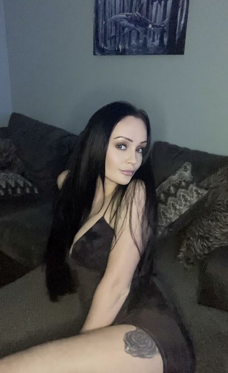 Mila Moore leaked onlyfans pictures