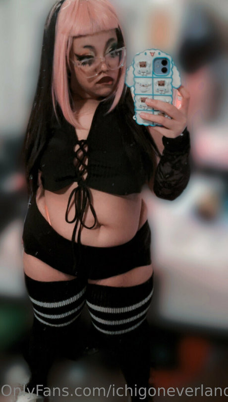 ichigoneverland onlyfans tits