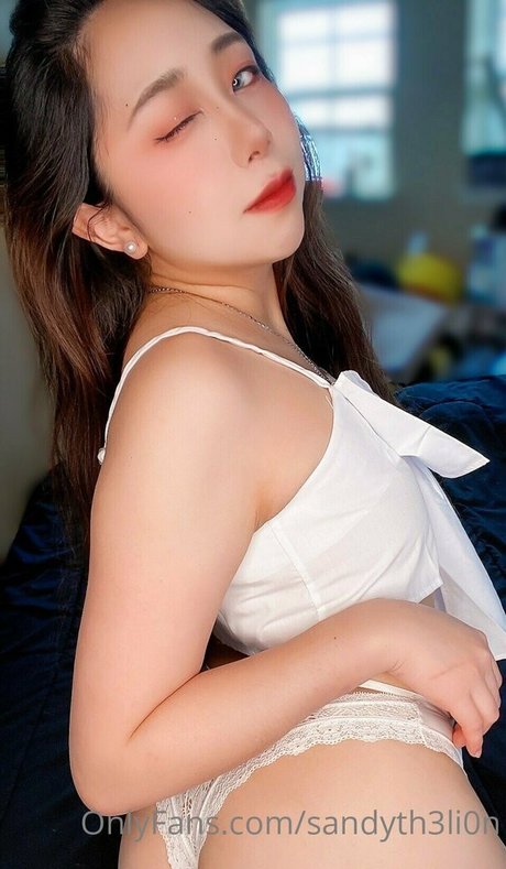 sandyth3li0n onlyfans page