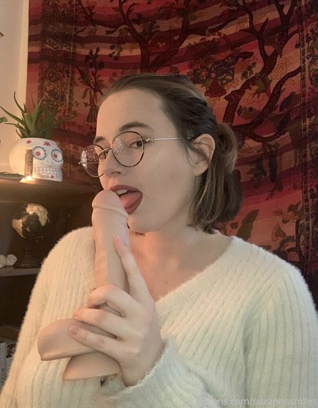 suzannasmiles Profile image