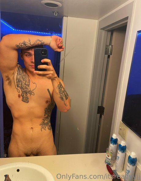 itsreallyyjj is on onlyfans