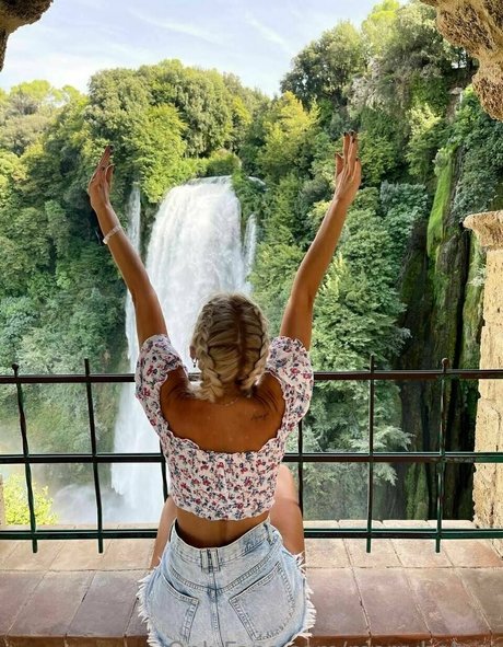 merrybabyy naked leaked onlyfans