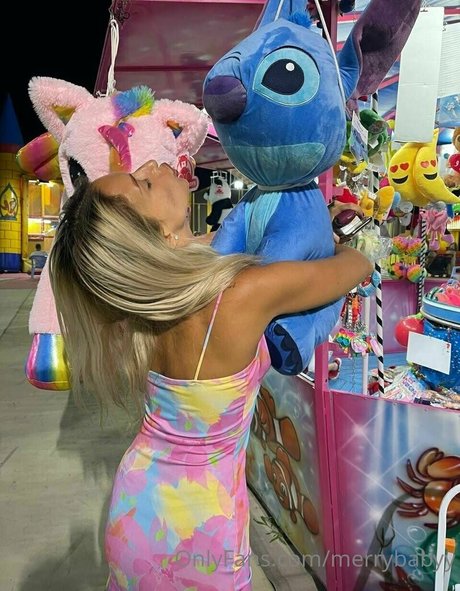 merrybabyy onlyfans leak ass