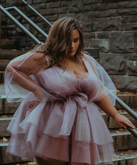 Nicole Denise Johansson onlyfans leak