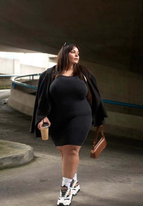 Nicole Denise Johansson onlyfans leak nudes