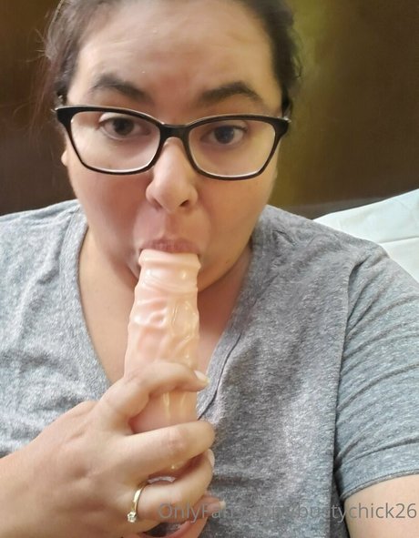 bustychick26 desnuda onlyfans
