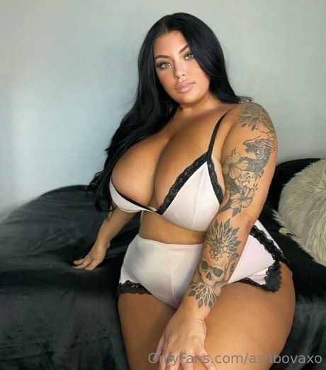 ashbovaxo onlyfans x