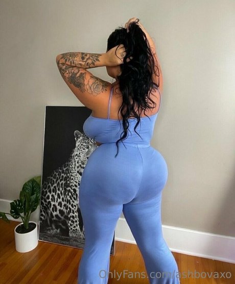 ashbovaxo nude onlyfans leak