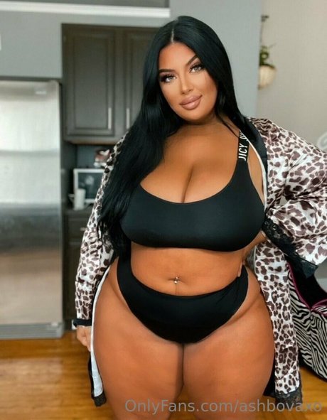 ashbovaxo onlyfans pictures