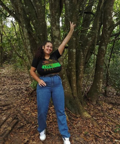 Maria T onlyfans picture