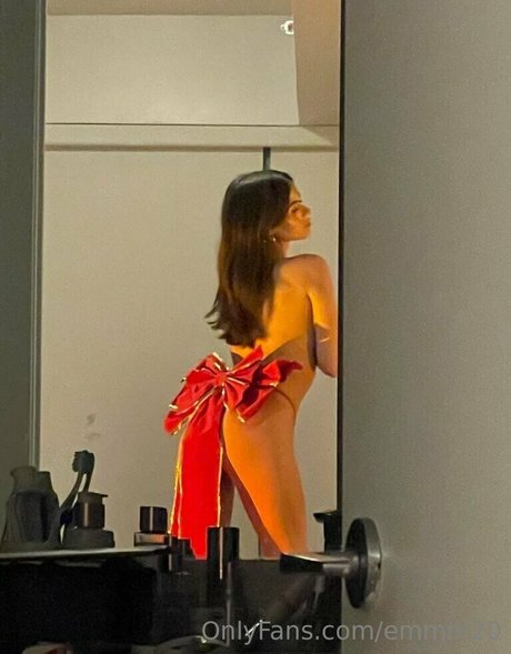 emmm20 nude onlyfans