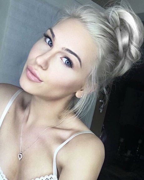 Dezmin Schubel leaked onlyfans nude