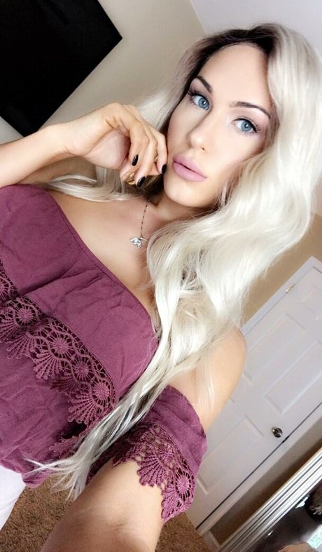 Dezmin Schubel new onlyfans leaks