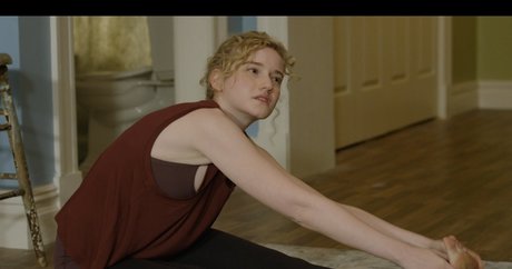 Julia Garner only fans xxx