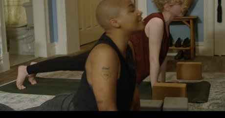 Julia Garner only fans content