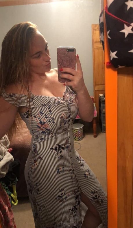 Raelyne Summeier onlyfans content leaked