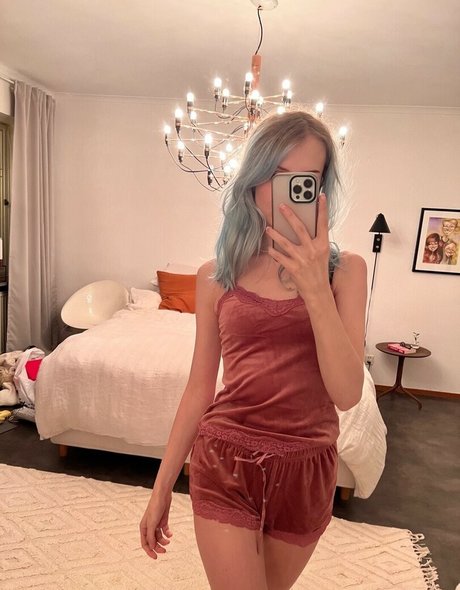 bimbo onlyfans art porn portrait