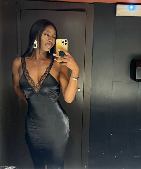 Khaddi Sagnia onlyfans leaked pics