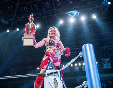 WomenJoshi onlyfans nude