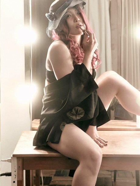 blonde hot wife onlyfans free nude candids