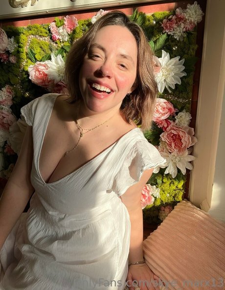 skye marx13 only fans photos